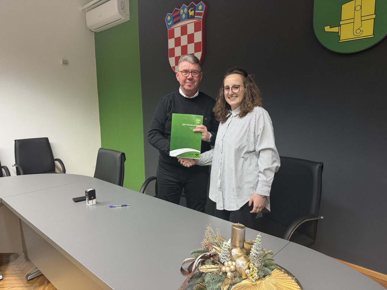 MURSKO SREDIŠĆE 12 korisnika ostvarilo pravo na potporu za stambene kredite (1) MURSKO SREDIŠĆE 12 korisnika ostvarilo pravo na potporu za stambene kredite (1)