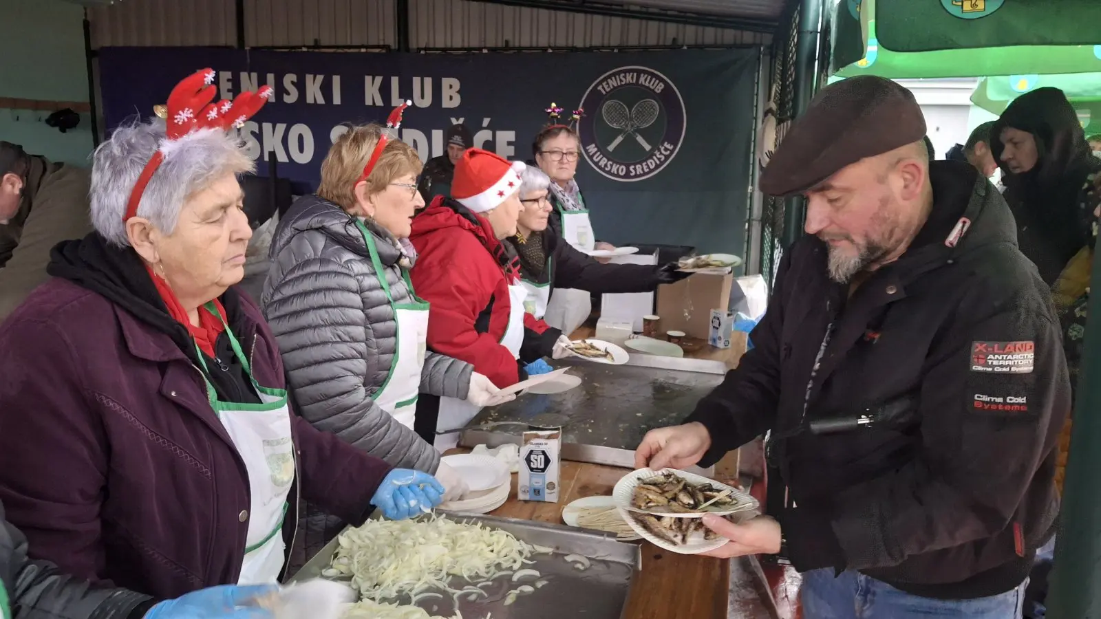 MURSKO SREDIŠĆE Badnje jutro (6)