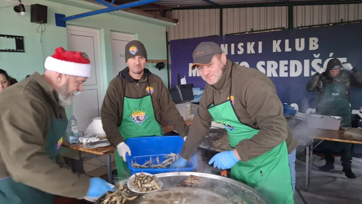 MURSKO SREDIŠĆE Badnje jutro (7)