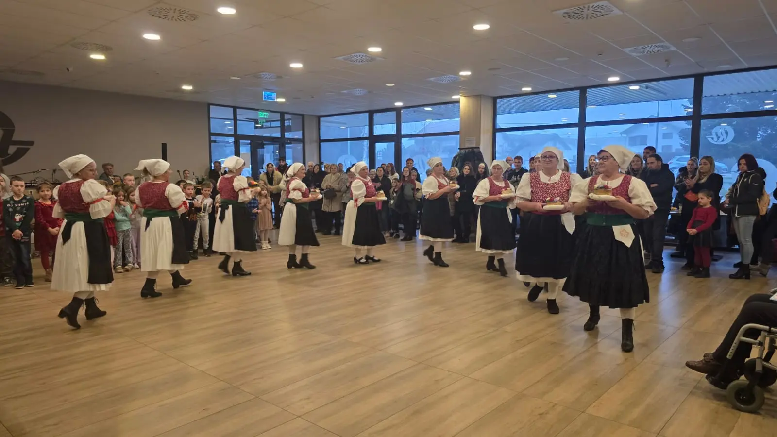 MURSKO SREDIŠĆE Blagdan Dobrote (13) MURSKO SREDIŠĆE Blagdan Dobrote (13)