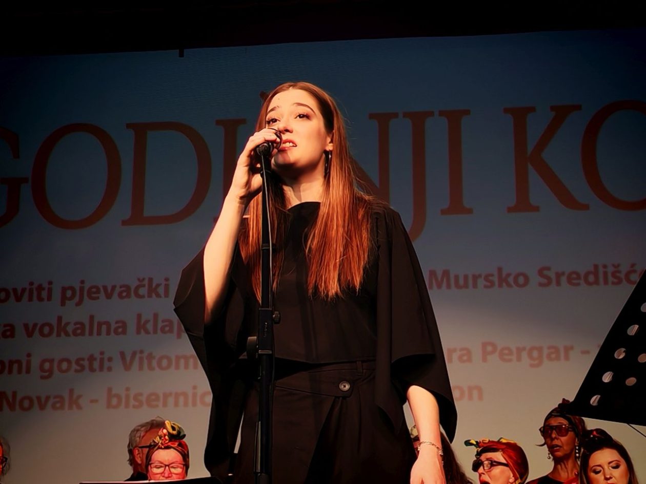 MURSKO SREDIŠĆE Održan godišnji koncert KUD-a Mura u CZK Rudar (7)