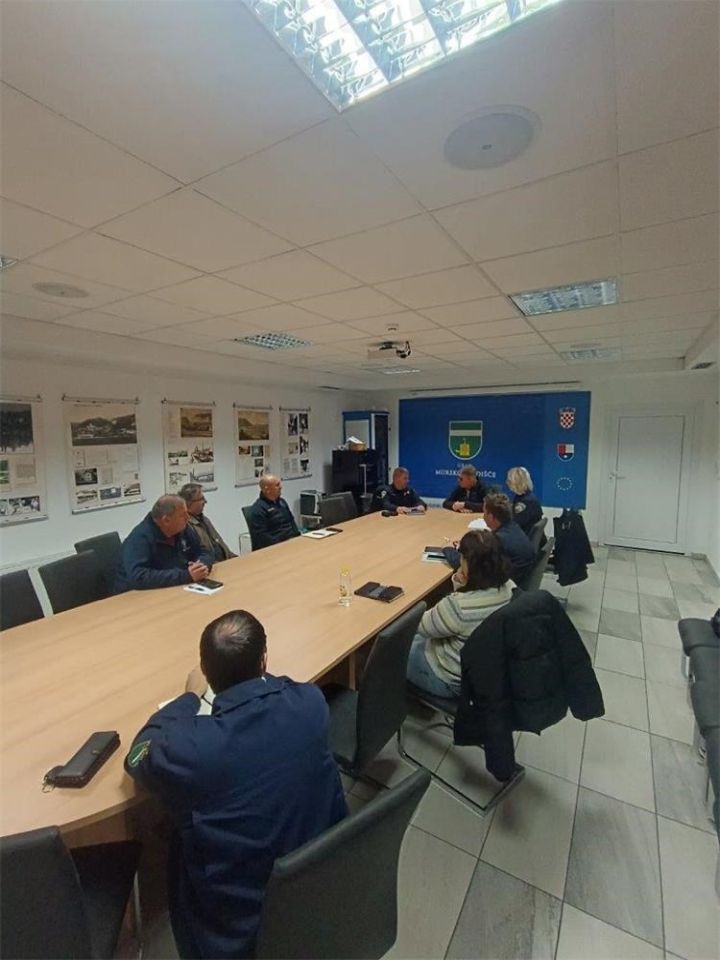 MURSKO SREDIŠĆE Održan sastanak komunalnih redara i policije s ciljem bolje suradnje na terenu (2)
