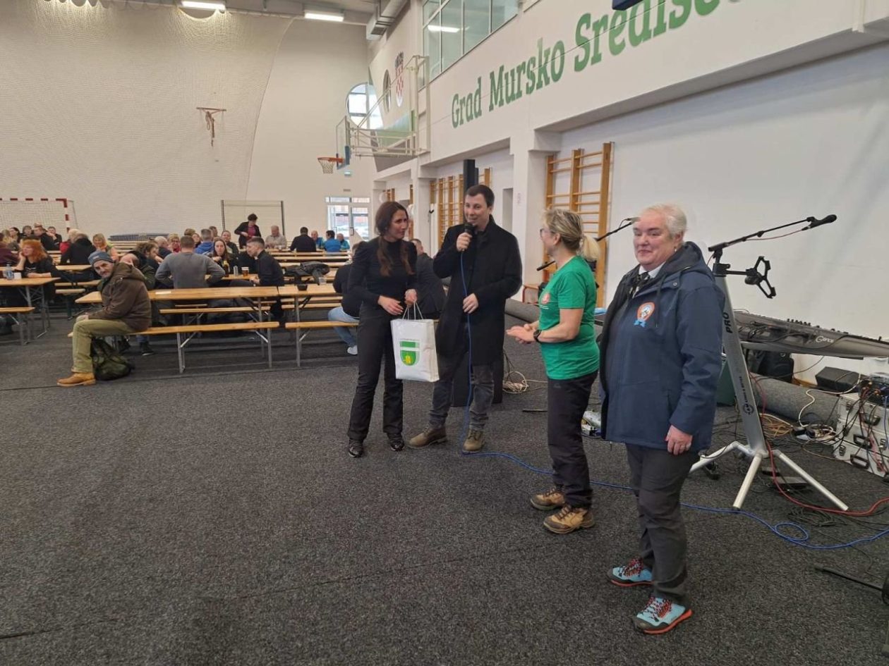 MURSKO SREDIŠĆE Sunce i snijeg pratili 2100 sudionika 28. Vincekovog pohoda (1)