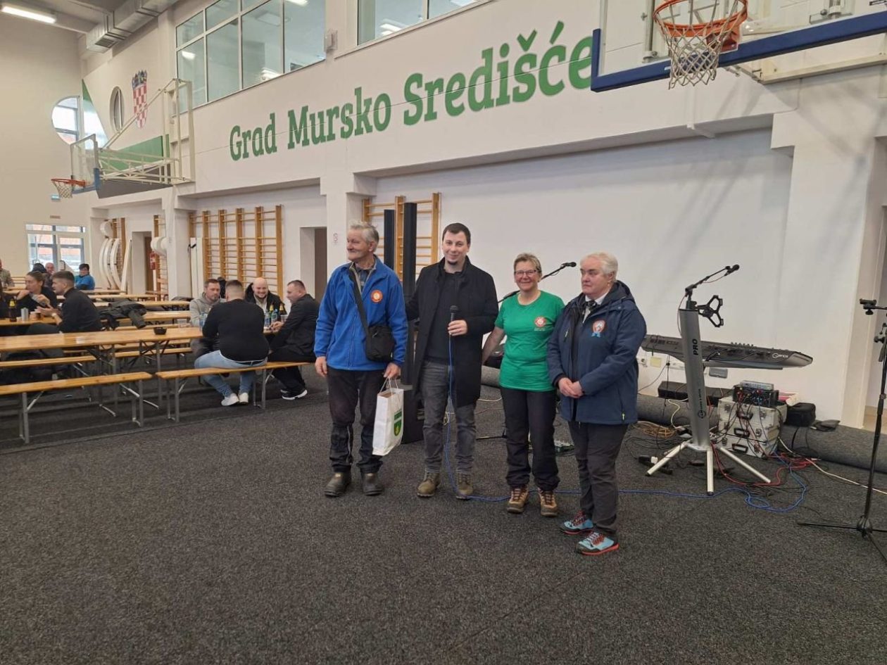 MURSKO SREDIŠĆE Sunce i snijeg pratili 2100 sudionika 28. Vincekovog pohoda (12)