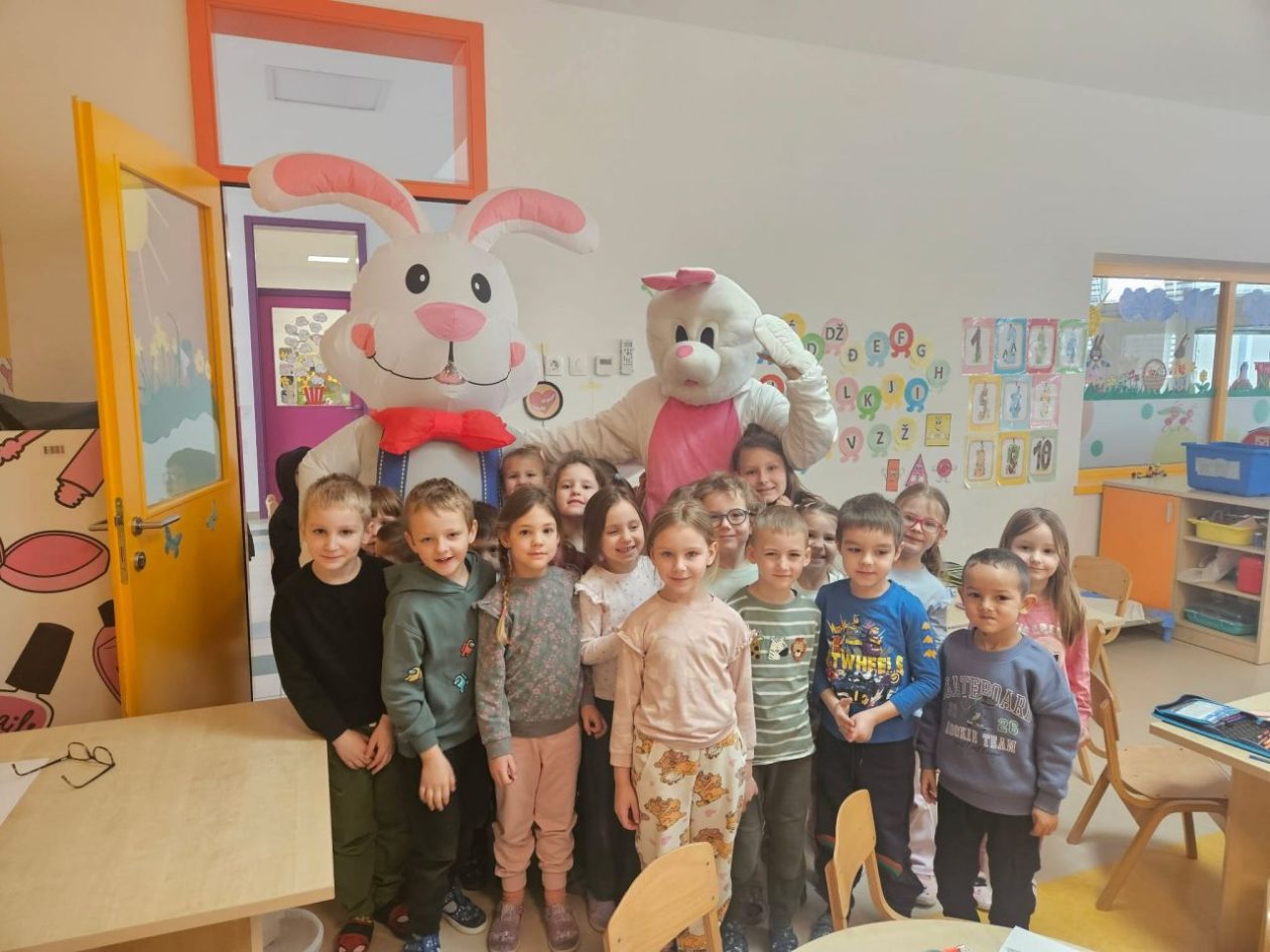 MURSKO SREDIŠĆE Uskrsni zec i zečica posjetili su mališane u Dječjem vrtiću Maslačak (2)