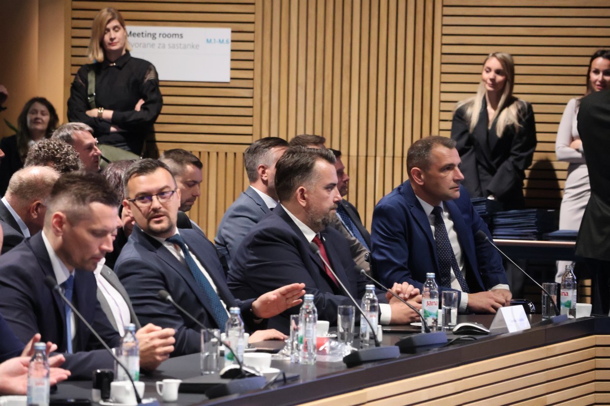 MŽ ulaganja graditeljska škola dvorana (4)