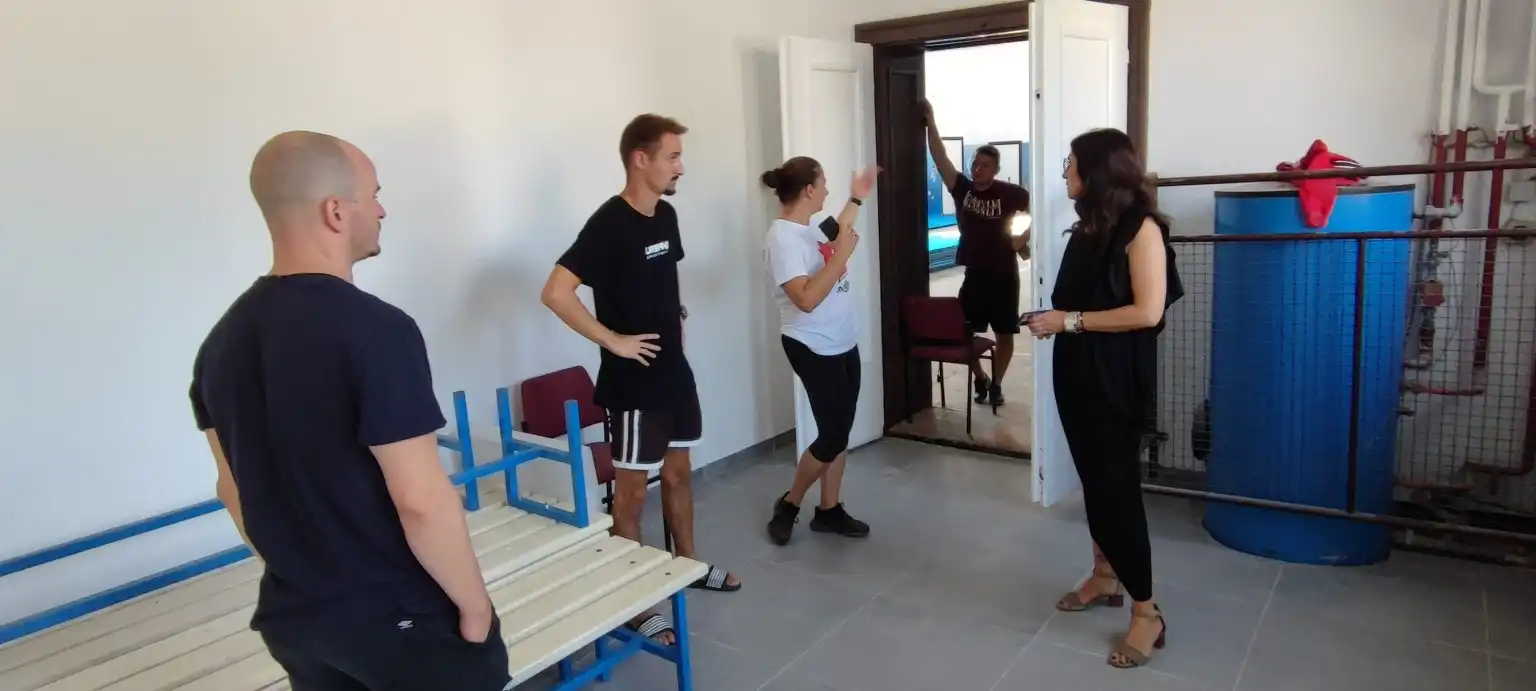 Macanov dom (18) Macanov dom (18)