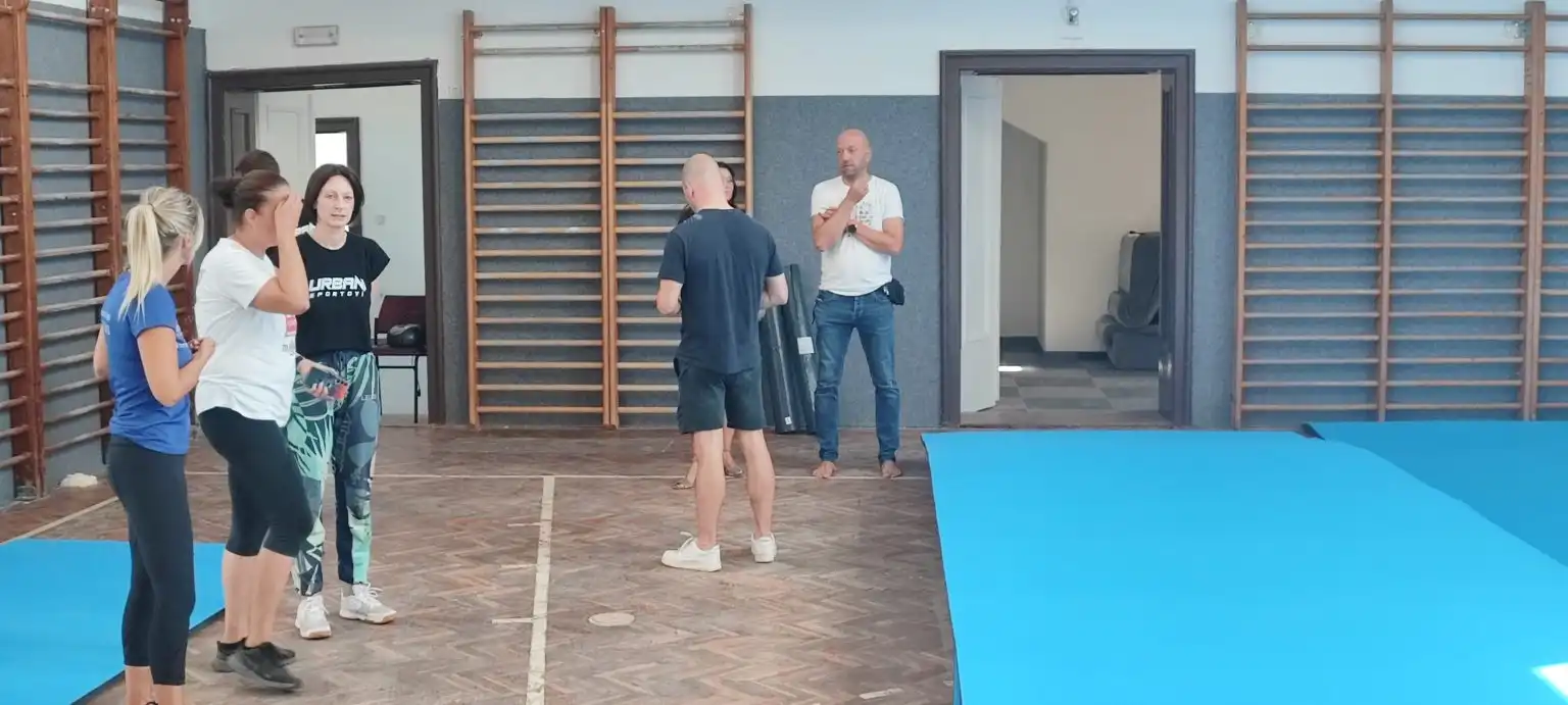 Macanov dom (29) Macanov dom (29)