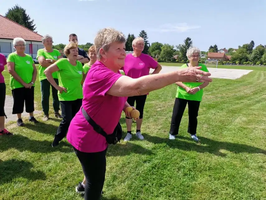 Macinec – sportski susreti udruga žena (26) Macinec – sportski susreti udruga žena (26)