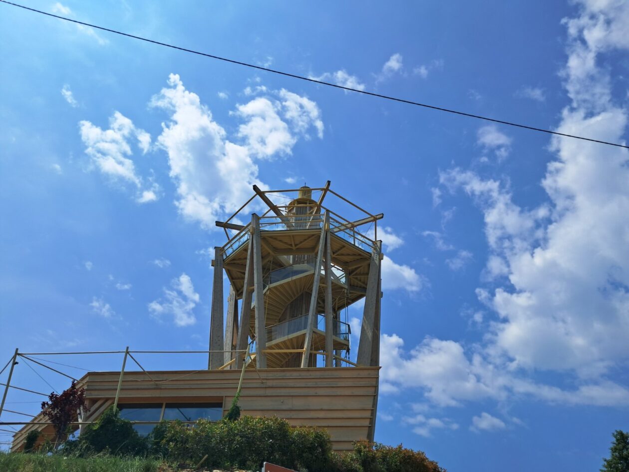 Mađerkin breg, vidikovac (1)