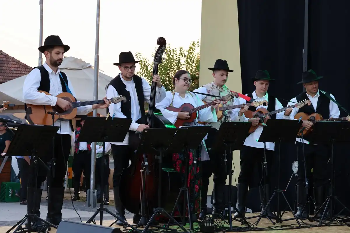 Mala Subotica – COFA festival 2024 (11) Mala Subotica – COFA festival 2024 (11)