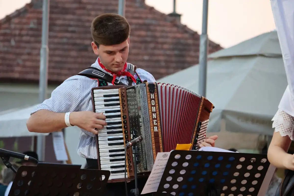 Mala Subotica – COFA festival 2024 (17) Mala Subotica – COFA festival 2024 (17)