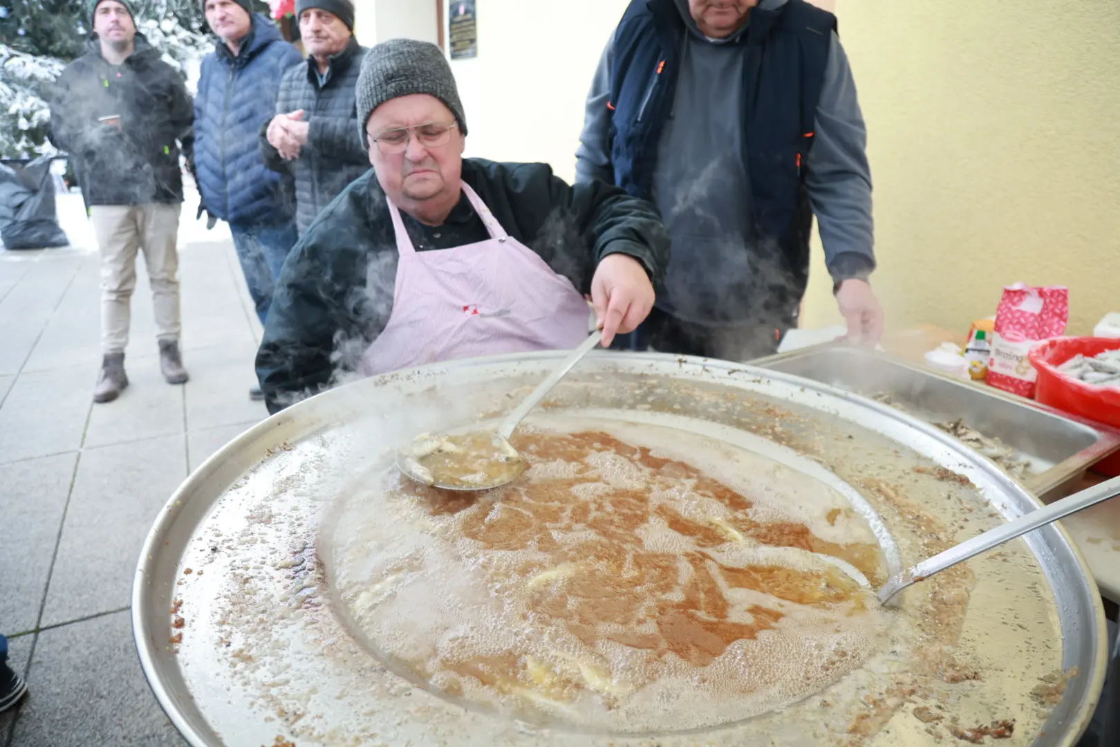 Mala Subotica podjela ribica – sveta tri kralja (21)