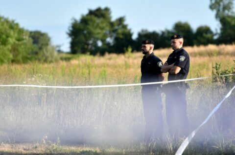 Policijski očevid kod Male Subotice gdje je pronađeno tijelo muškarca, sumnja se na ubojstvo