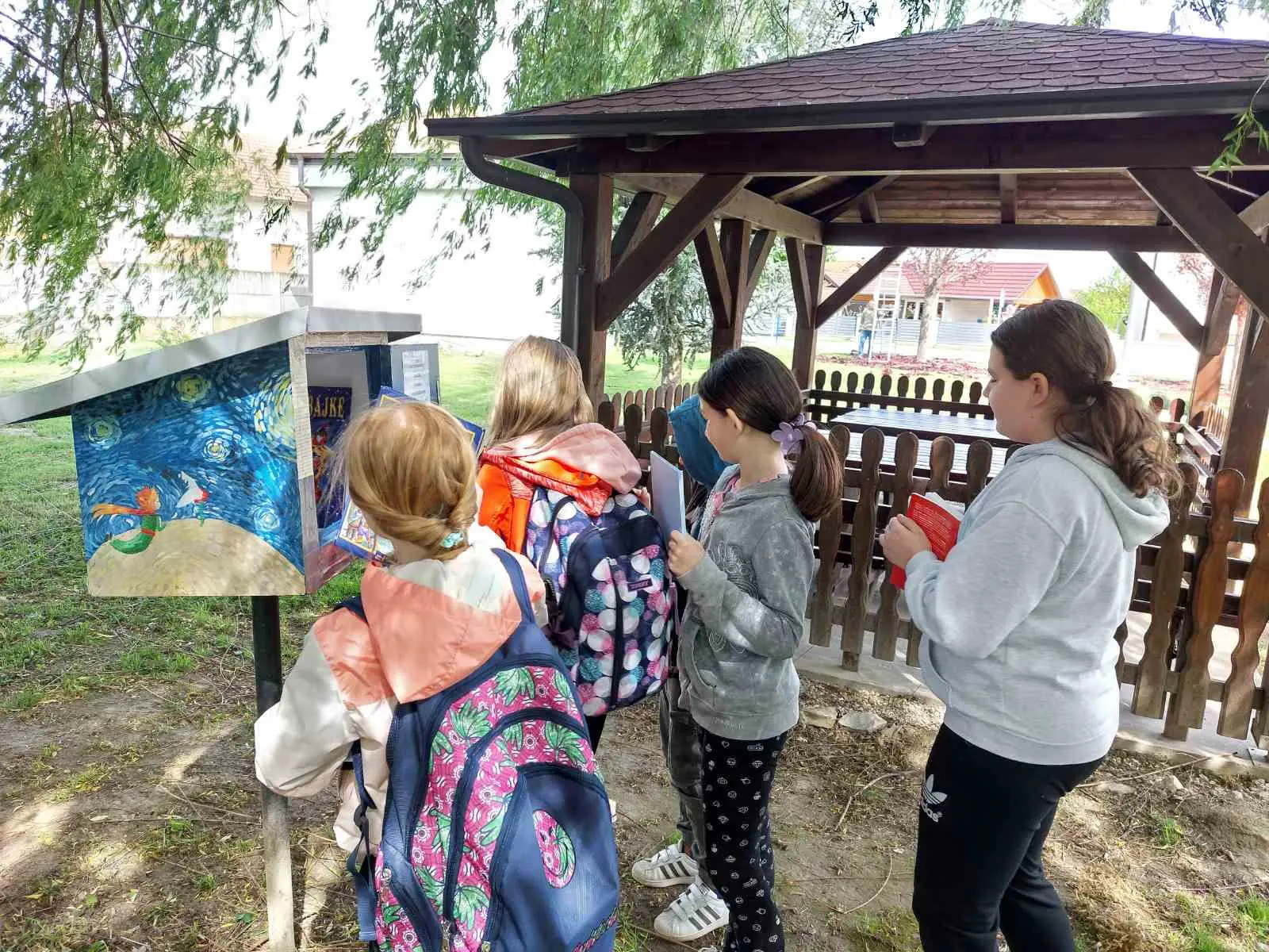 Mala slobodna knjižnica