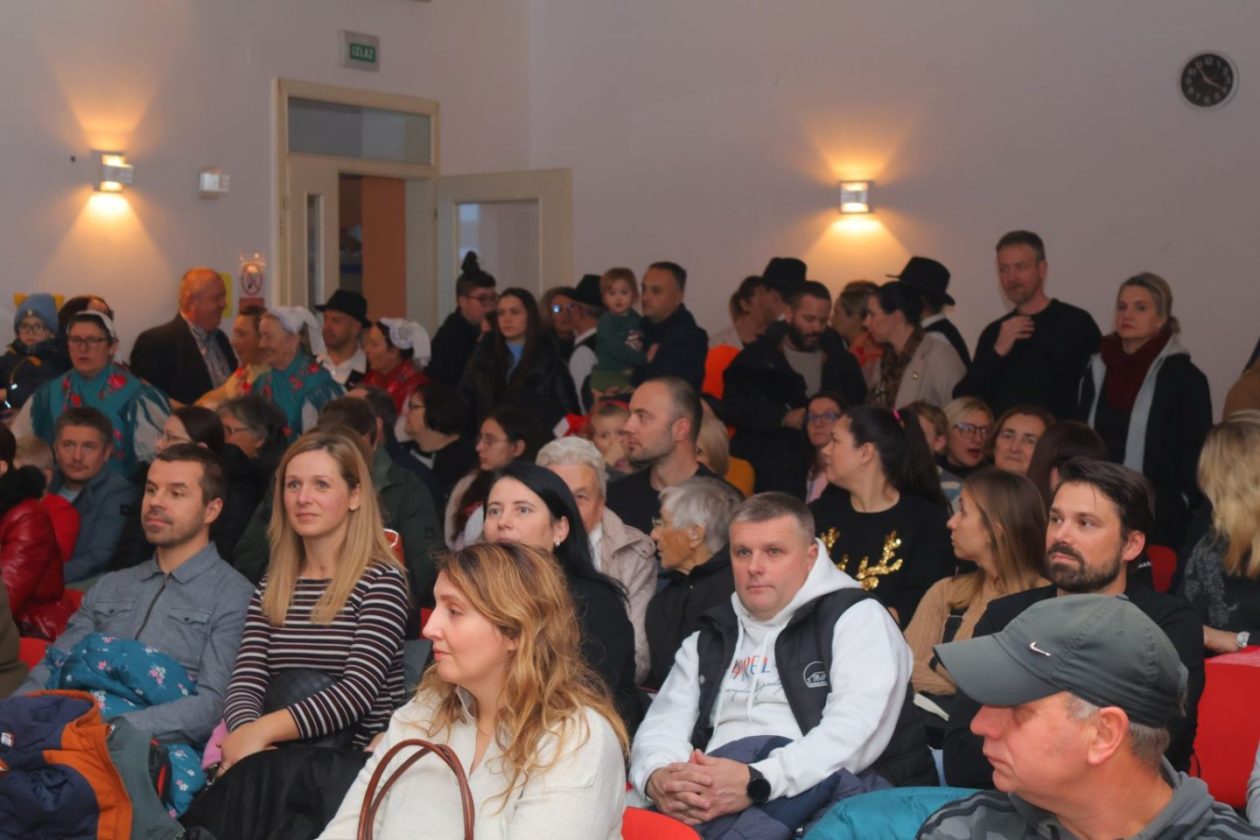Mali Advent u Mihovljanu okupio mještane u blagdanskom duhu (2)