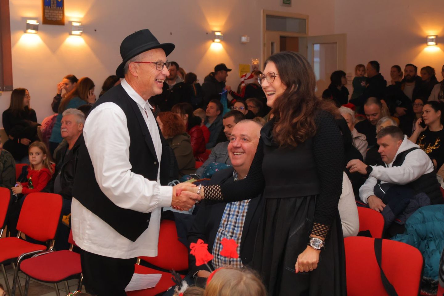 Mali Advent u Mihovljanu okupio mještane u blagdanskom duhu (3) Mali Advent u Mihovljanu okupio mještane u blagdanskom duhu (3)