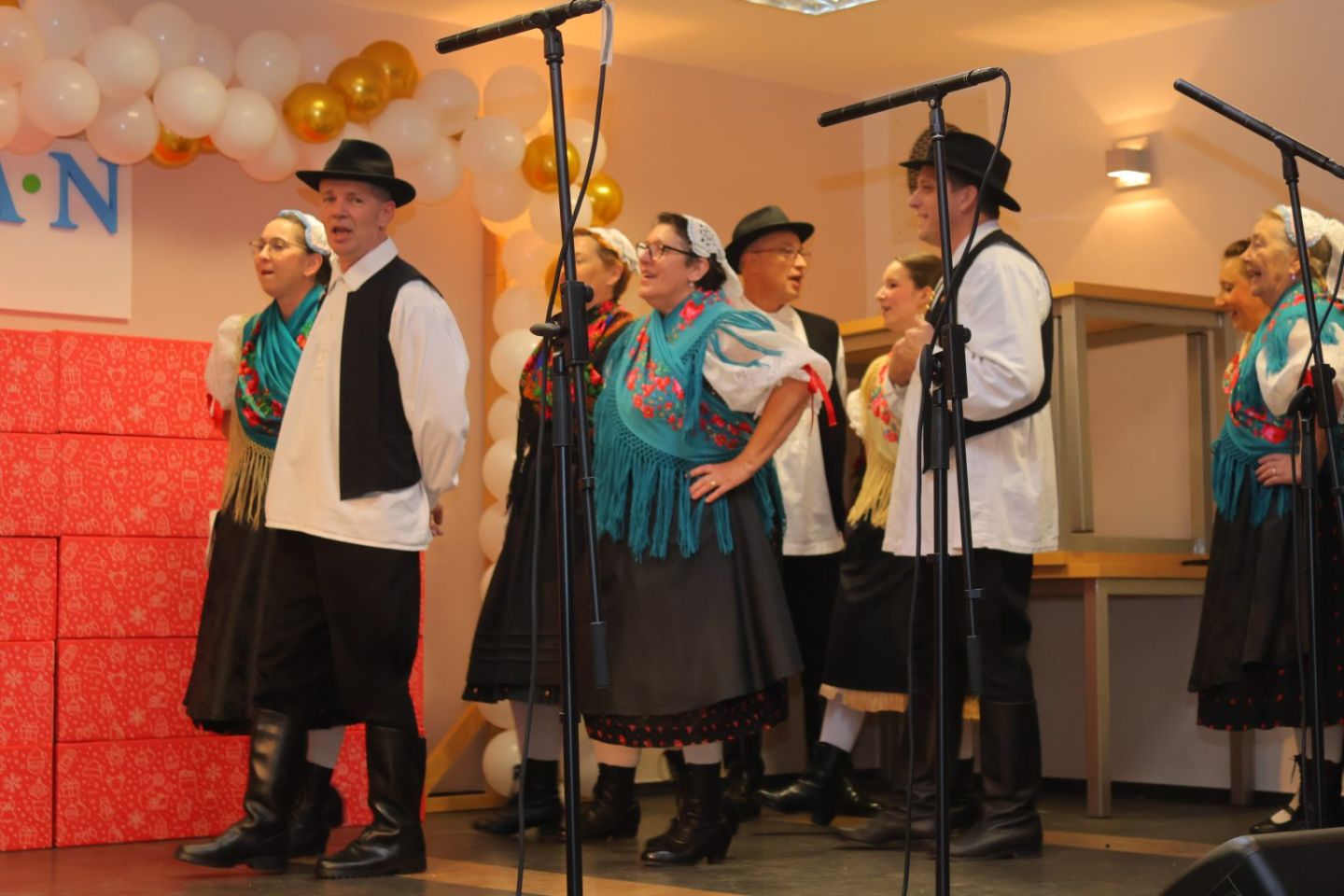 Mali Advent u Mihovljanu okupio mještane u blagdanskom duhu (6) Mali Advent u Mihovljanu okupio mještane u blagdanskom duhu (6)