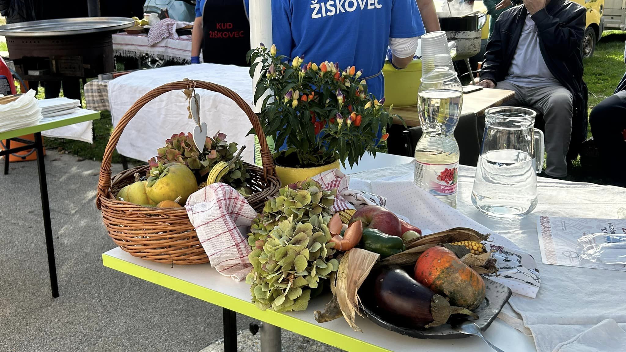 Mamičina škrija 1 Mamičina škrija 1