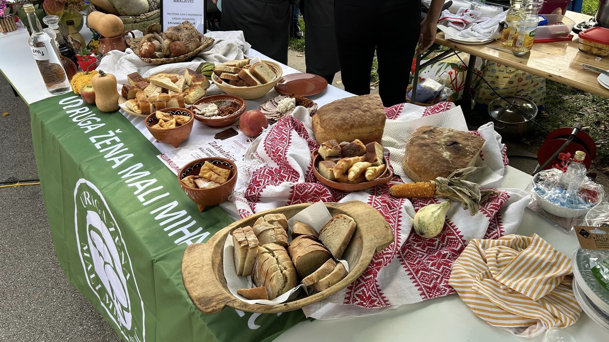 Mamičina škrija 2 Mamičina škrija 2