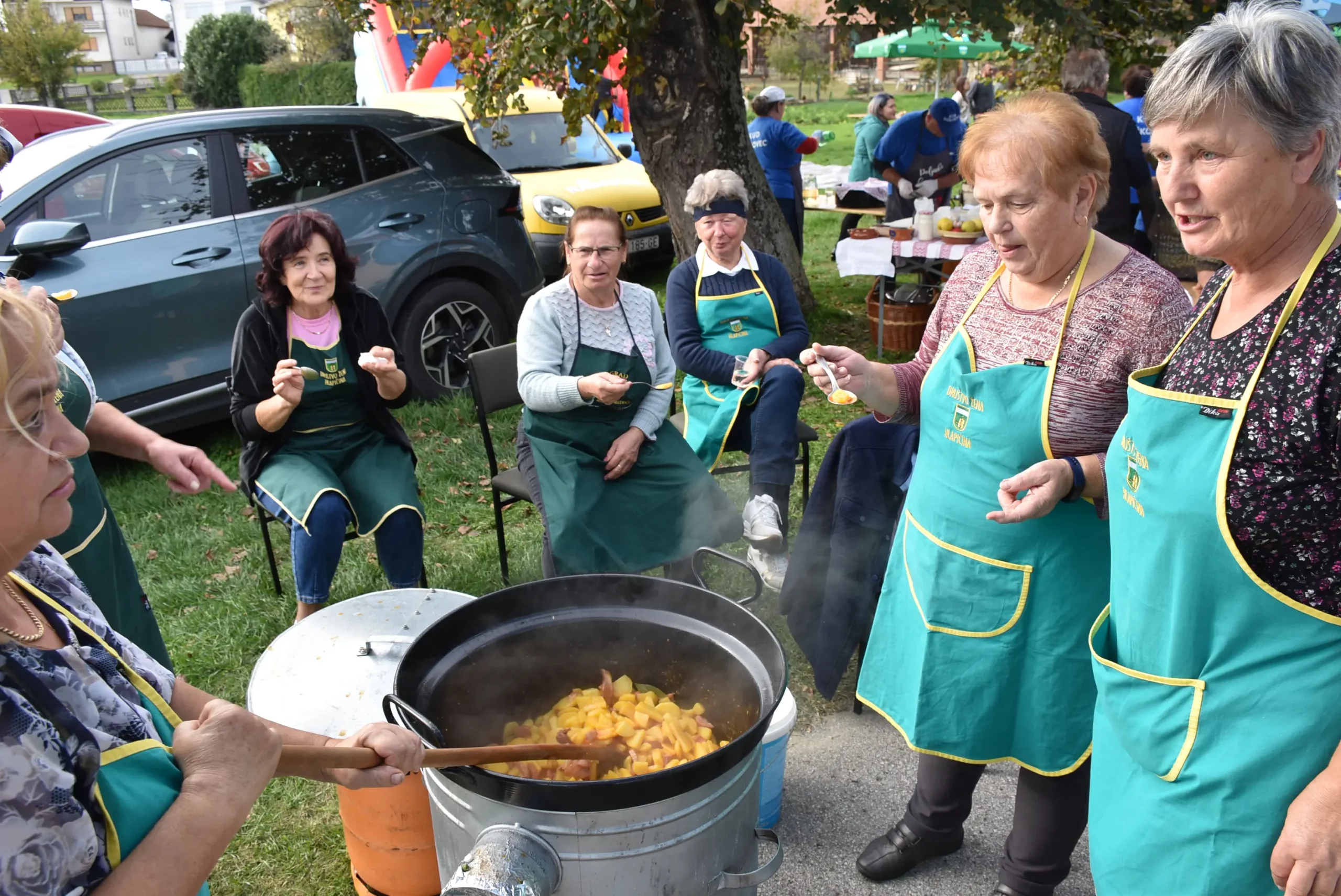 “Mamičina škrija” u Gornjem Kraljevcu 2024 (42) “Mamičina škrija” u Gornjem Kraljevcu 2024 (42)