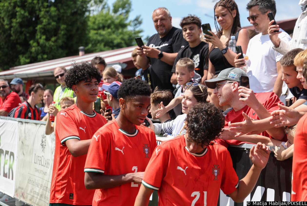 Sveti Martin na Muri: Cristiano Ronaldo Junior s bakom slavio nakon utakmice