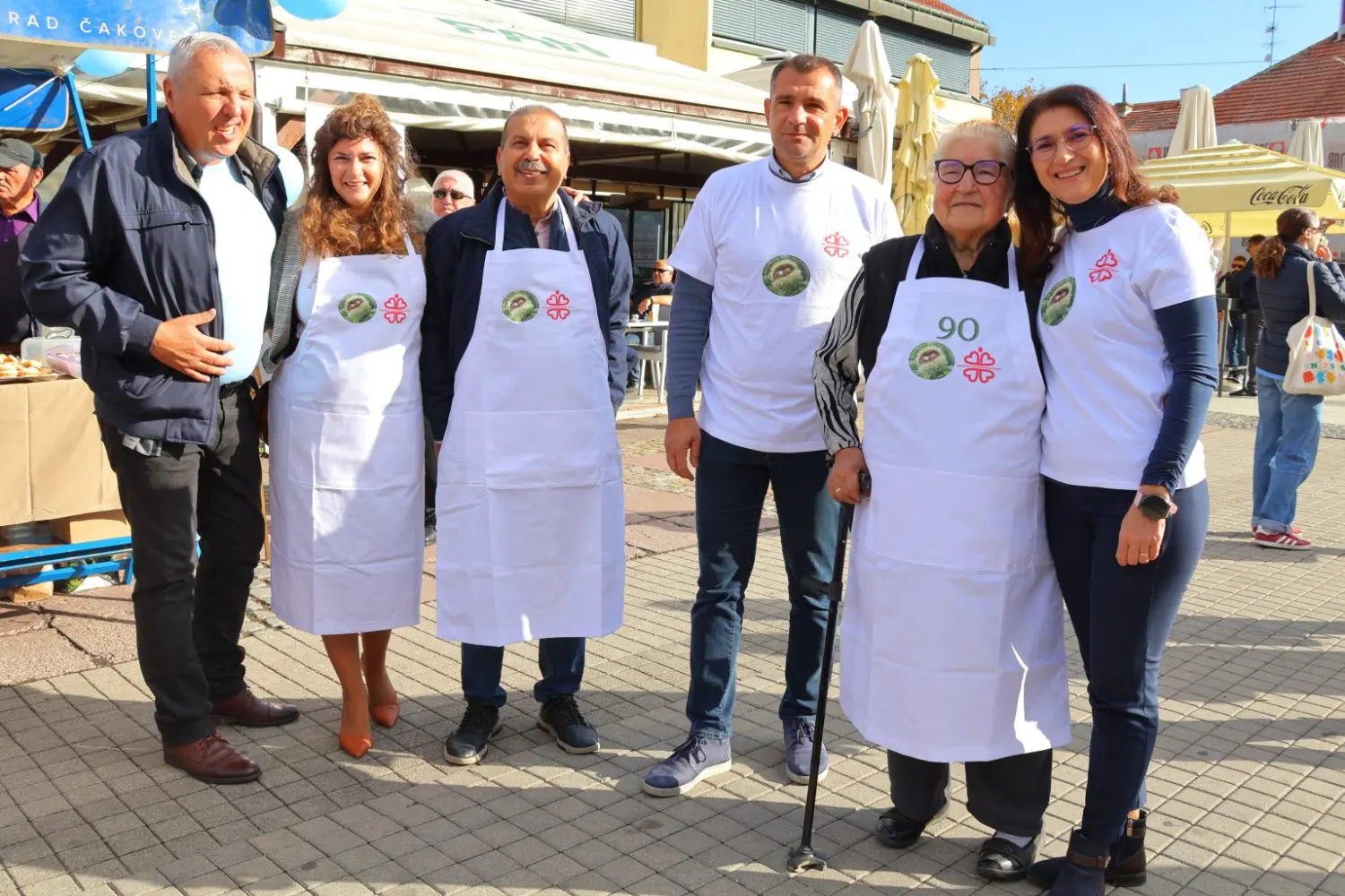 Marija Knezić (6) Marija Knezić (6)