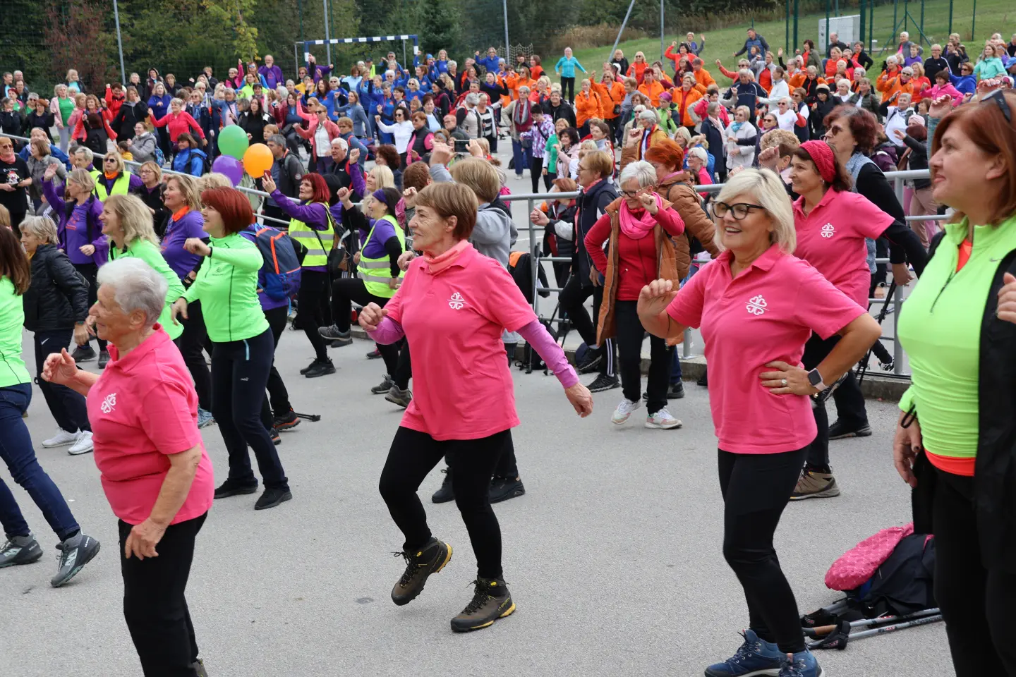 Marijana Vidović, Klub nordijskog hodanja Međimurje, festival, razgibavanje (6)