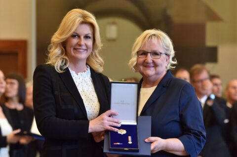 Marina Hoblaj na odlikovanju kod Predsjednice RH Marina Hoblaj na odlikovanju kod Predsjednice RH