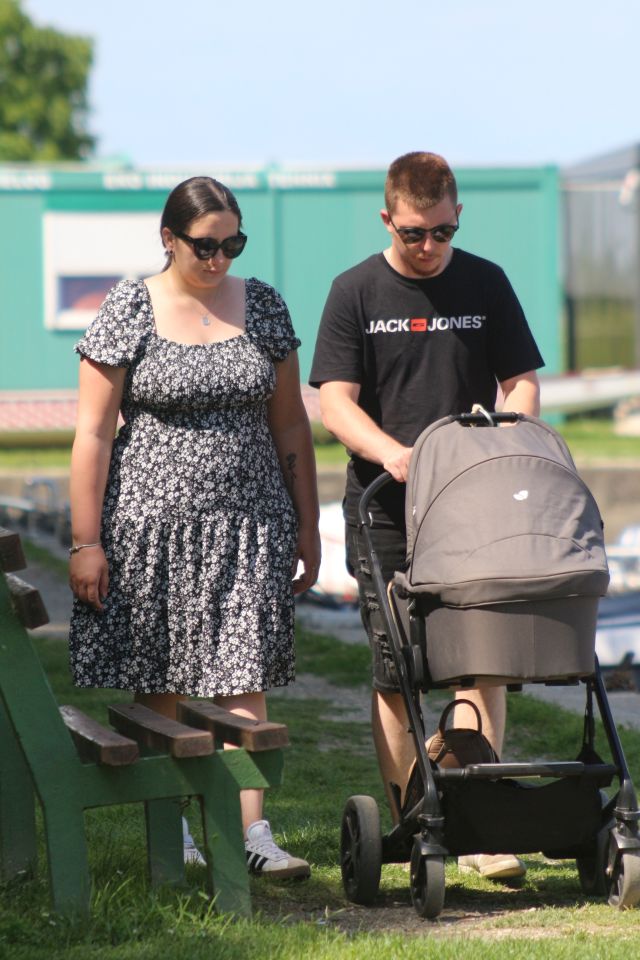 Marina Prelog 7.6 (53)