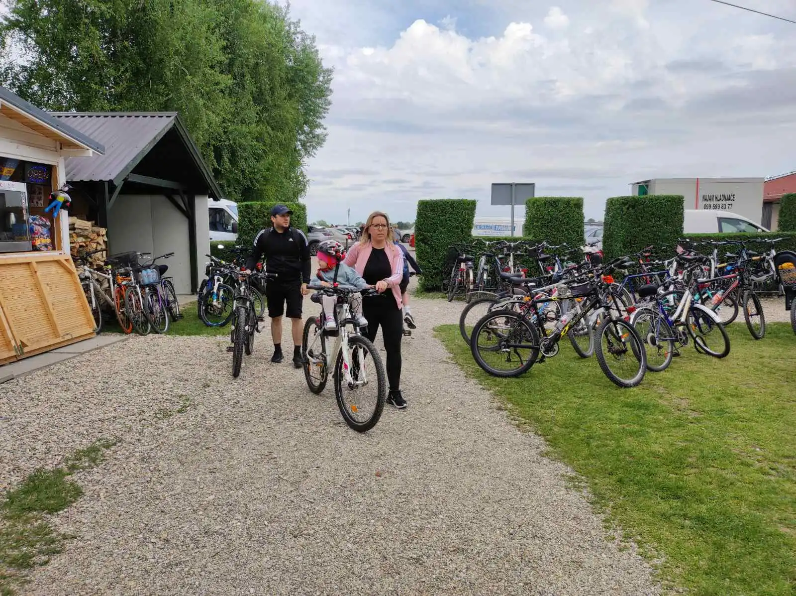 Marina,Prvi maj, grah (33) Marina,Prvi maj, grah (33)