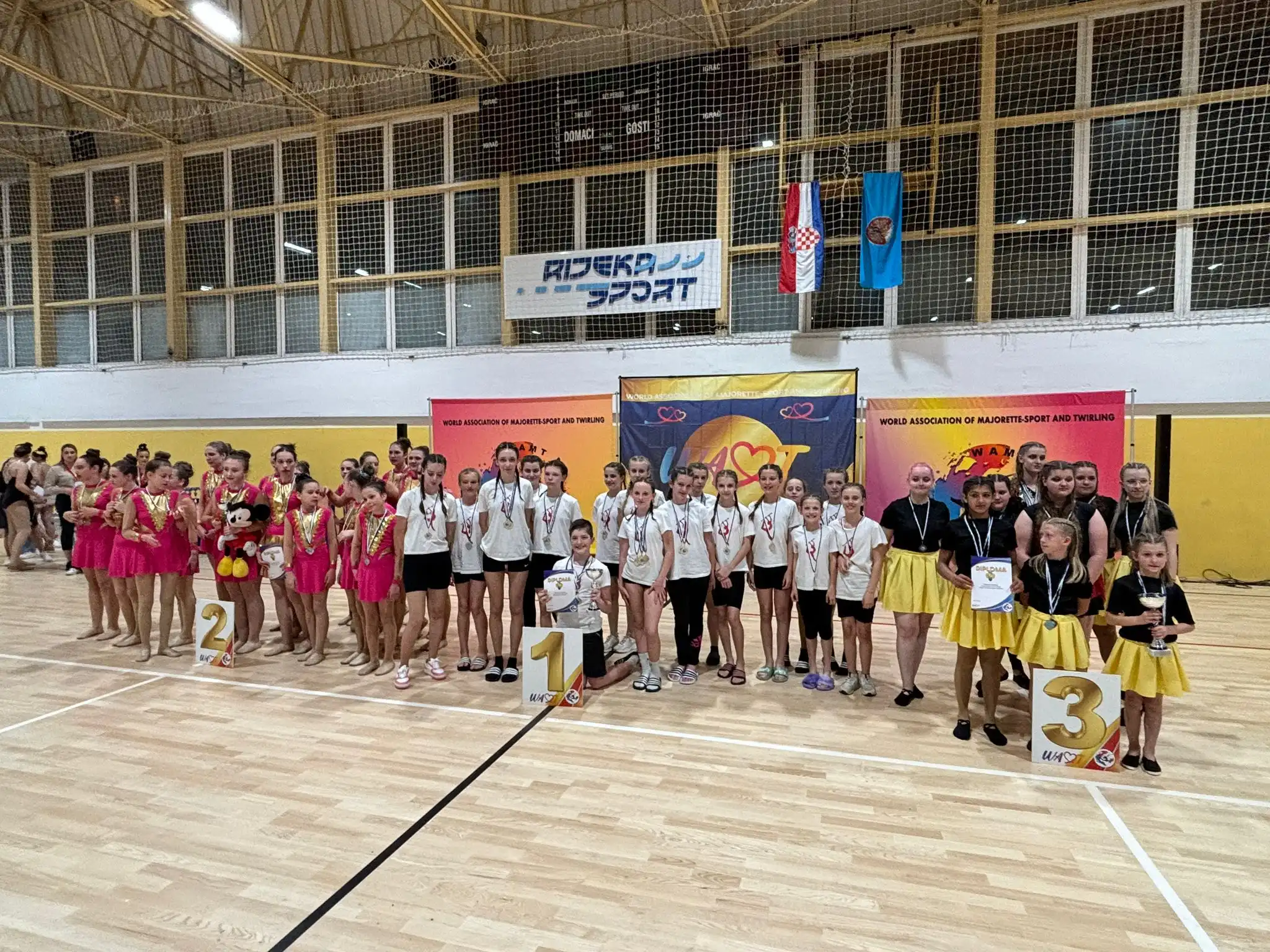 Marti-SvetomartinskeMazoretkinje_Rijeka_2024-21 Marti-SvetomartinskeMazoretkinje_Rijeka_2024-21