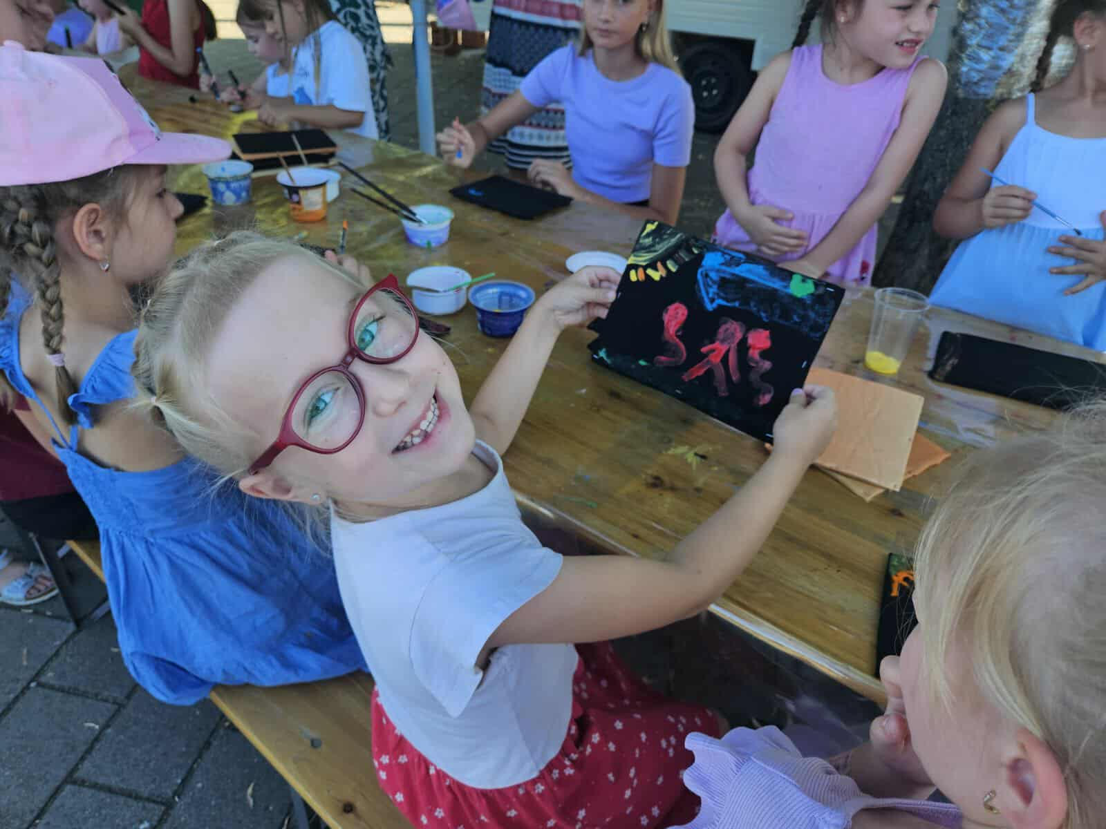 Mašta na šetnici – tri dana igre, boja i blaga! (8) Mašta na šetnici – tri dana igre, boja i blaga! (8)