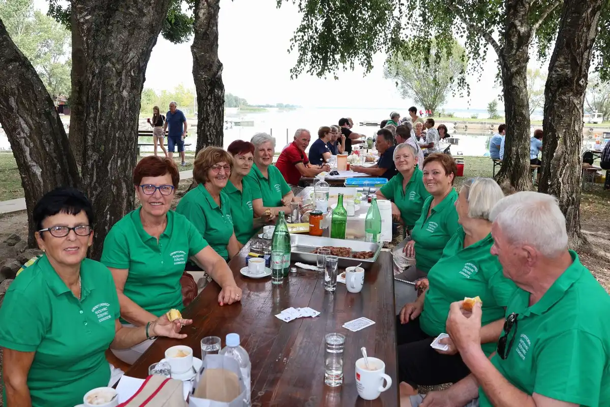 Matica umirovljenika Međimurske županije održala drugu čevapčijadu (12) Matica umirovljenika Međimurske županije održala drugu čevapčijadu (12)