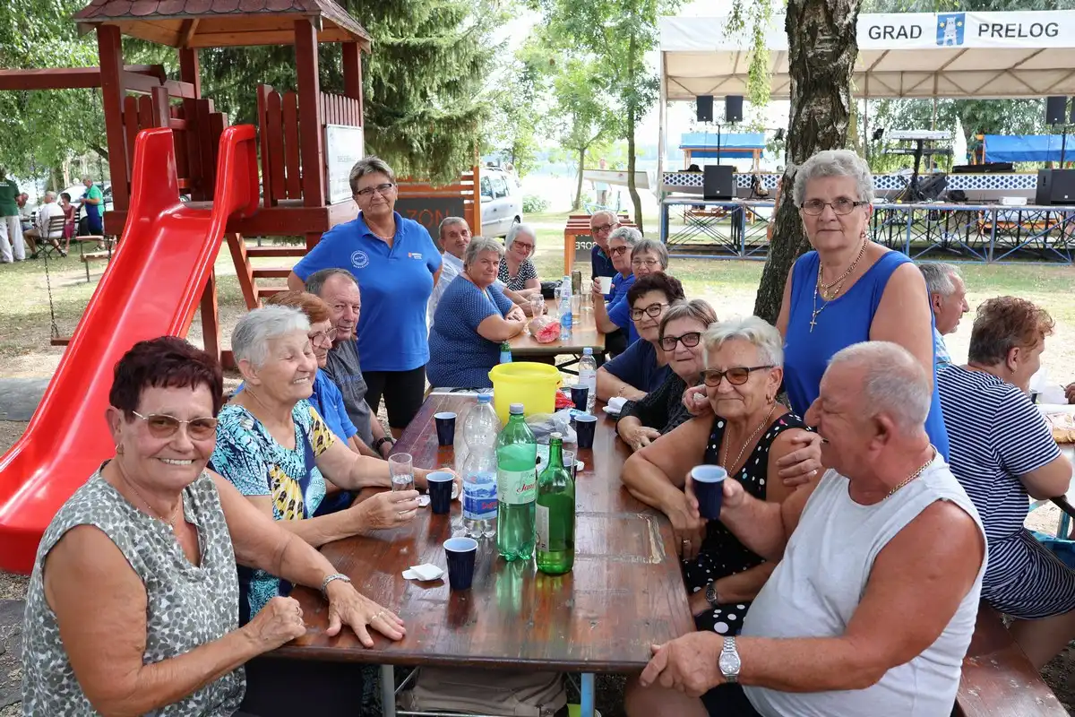 Matica umirovljenika Međimurske županije održala drugu čevapčijadu (13) Matica umirovljenika Međimurske županije održala drugu čevapčijadu (13)