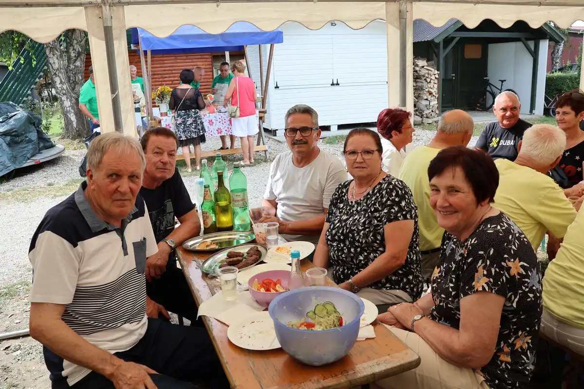 Matica umirovljenika Međimurske županije održala drugu čevapčijadu (19) Matica umirovljenika Međimurske županije održala drugu čevapčijadu (19)