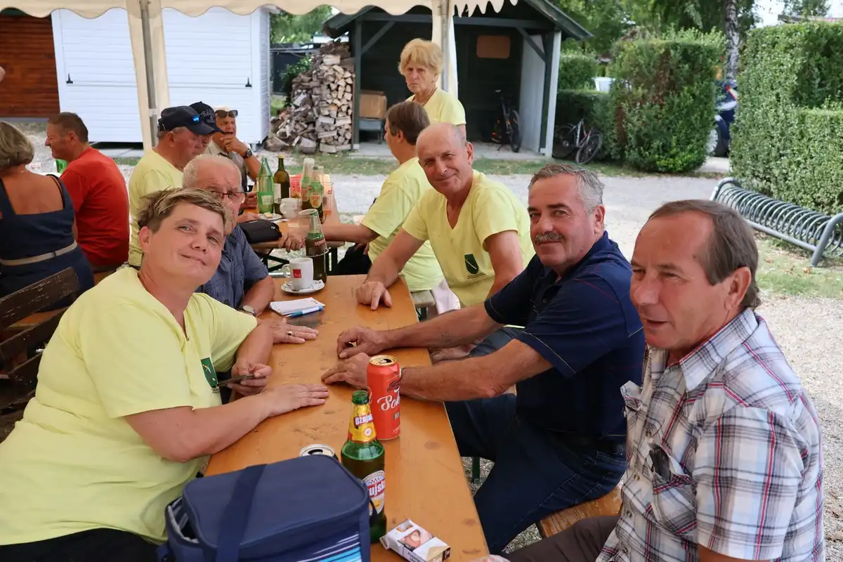 Matica umirovljenika Međimurske županije održala drugu čevapčijadu (20) Matica umirovljenika Međimurske županije održala drugu čevapčijadu (20)