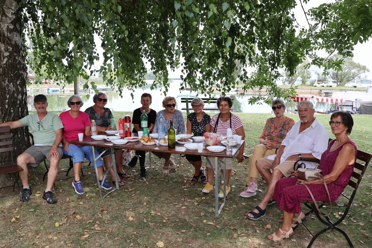 Matica umirovljenika Međimurske županije održala drugu čevapčijadu (22) Matica umirovljenika Međimurske županije održala drugu čevapčijadu (22)