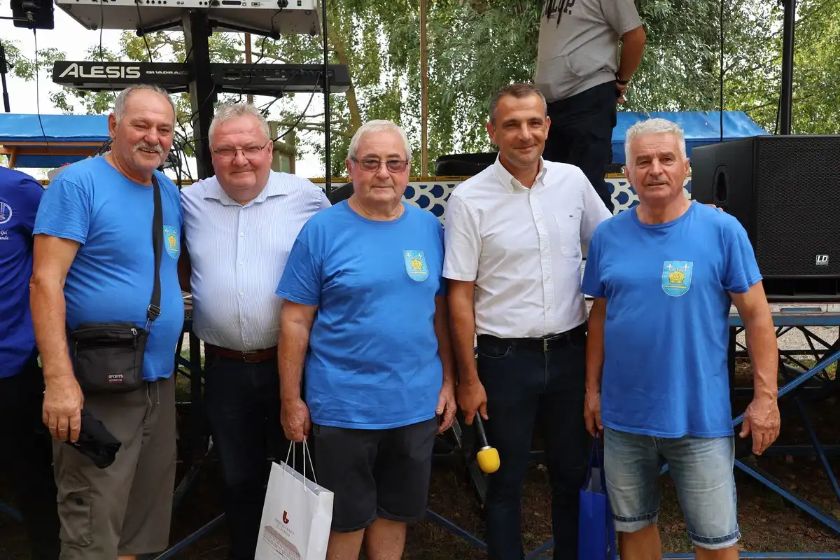 Matica umirovljenika Međimurske županije održala drugu čevapčijadu (28) Matica umirovljenika Međimurske županije održala drugu čevapčijadu (28)