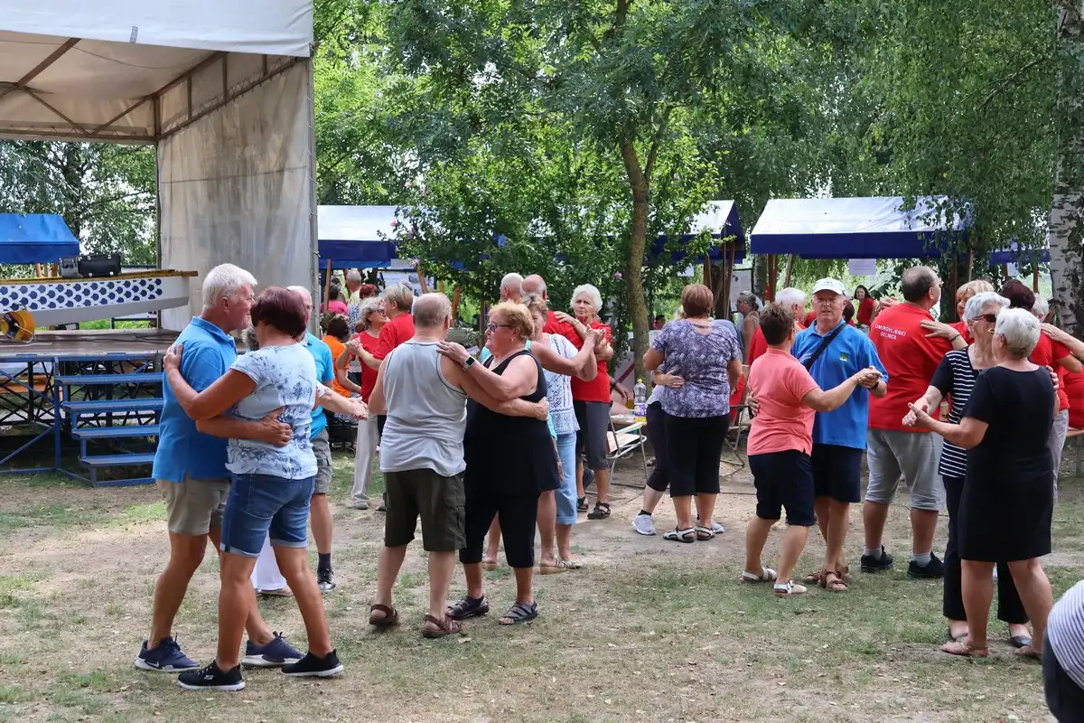 Matica umirovljenika Međimurske županije održala drugu čevapčijadu (33) Matica umirovljenika Međimurske županije održala drugu čevapčijadu (33)