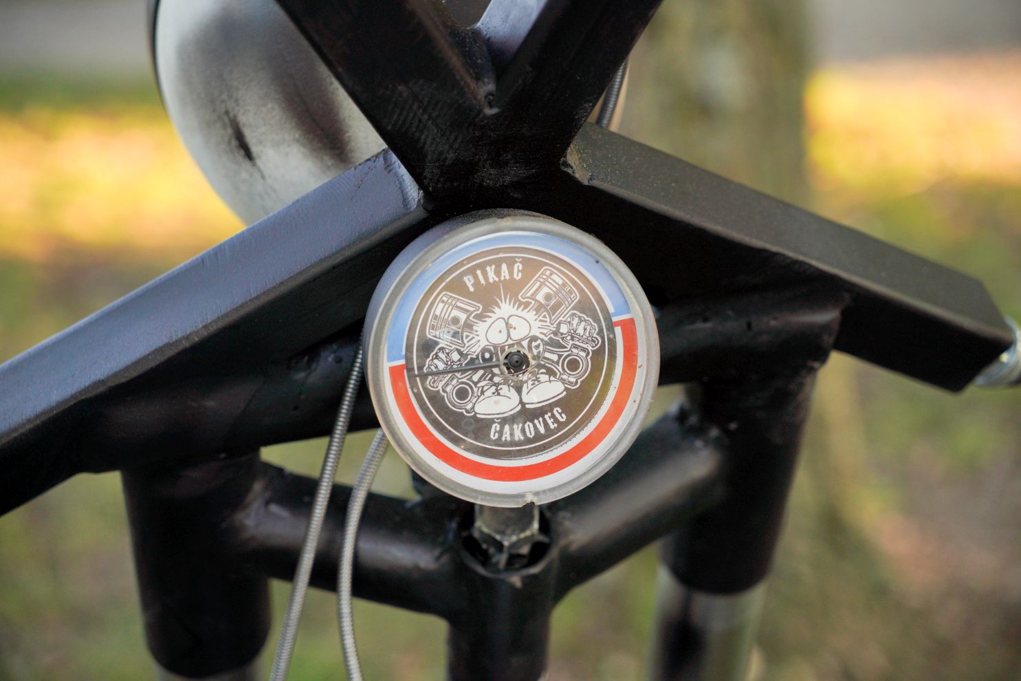 Matija Mikec unikatan motor (3)