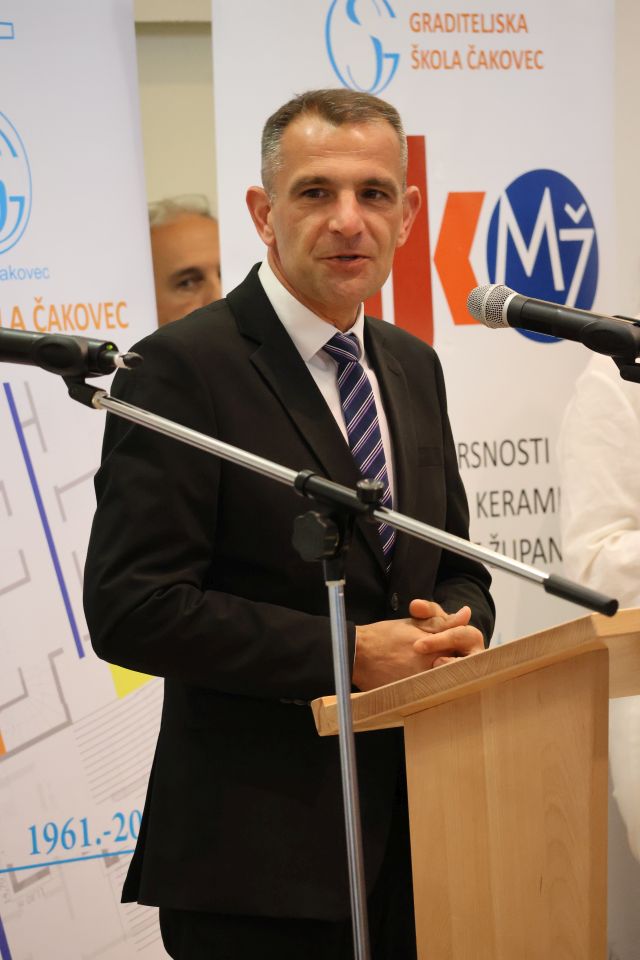 Matija Posavec (1)