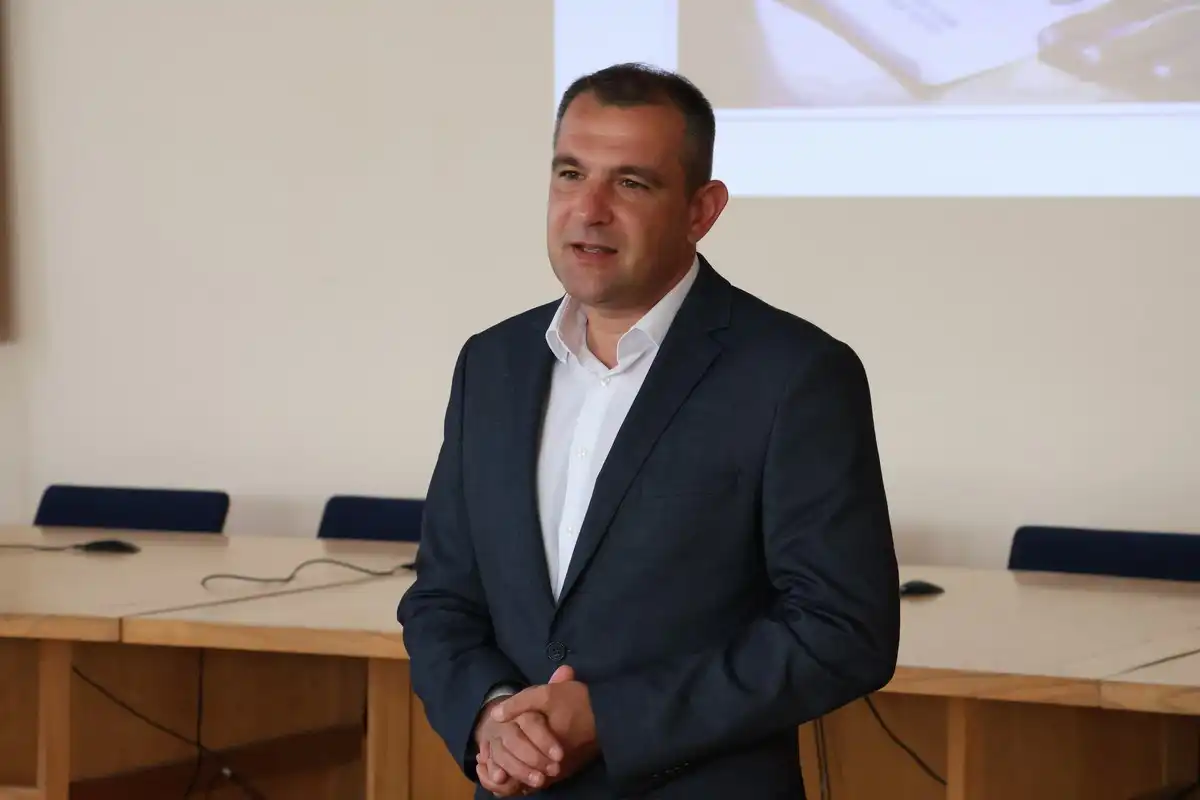 Matija Posavec Matija Posavec