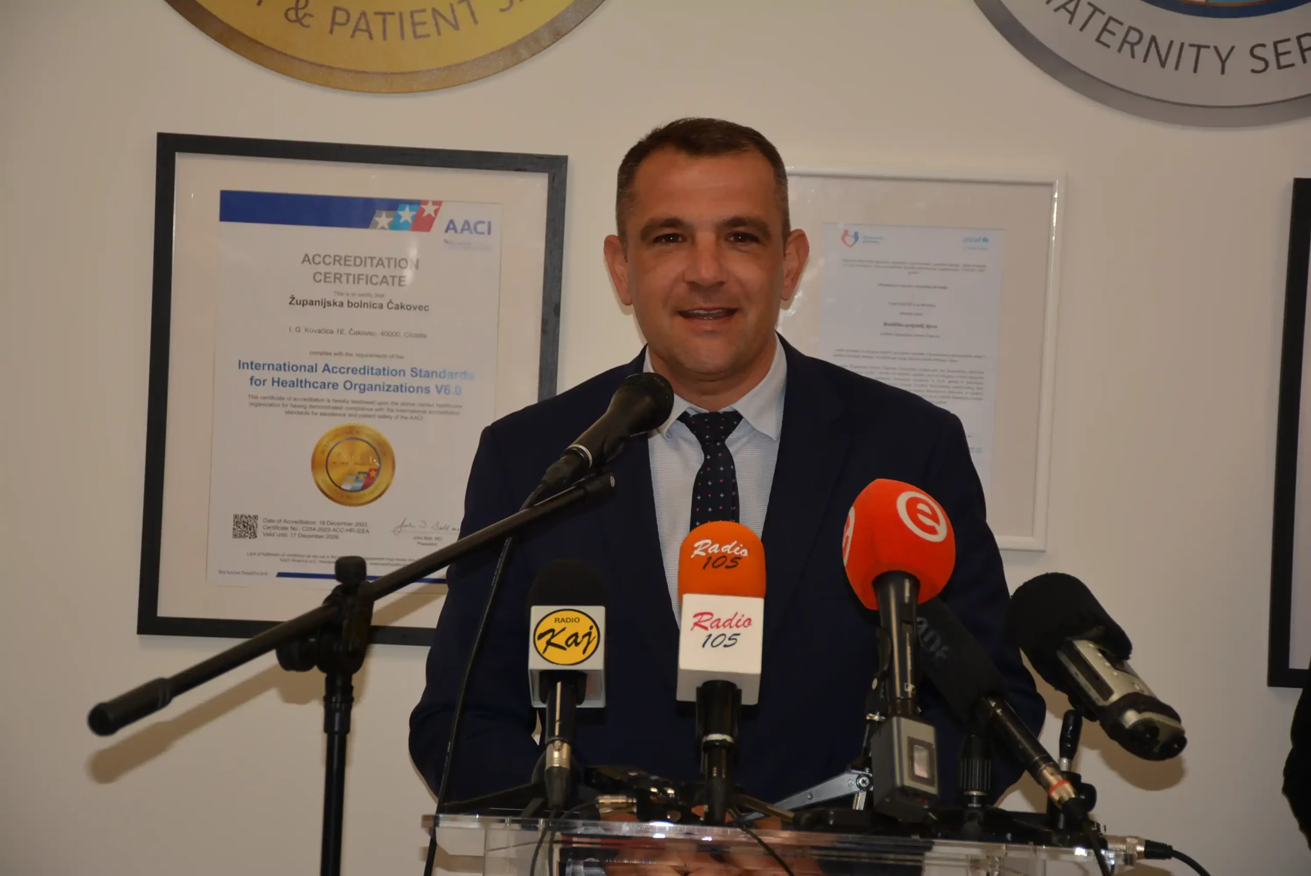 Matija Posavec (2) Matija Posavec (2)