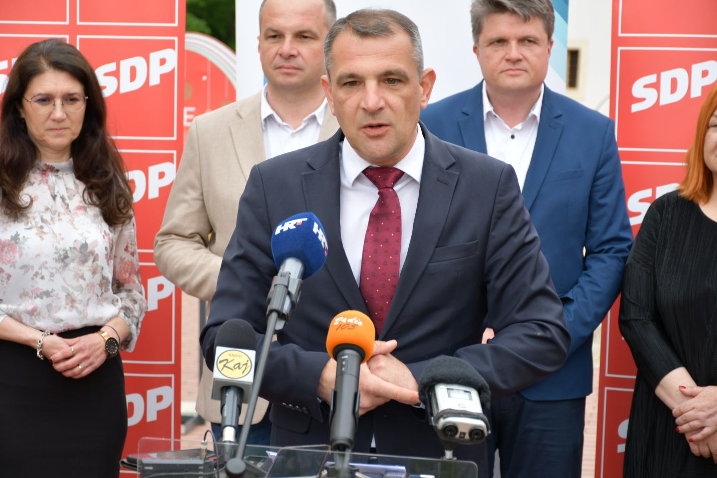 Matija Posavec (3) Matija Posavec (3)