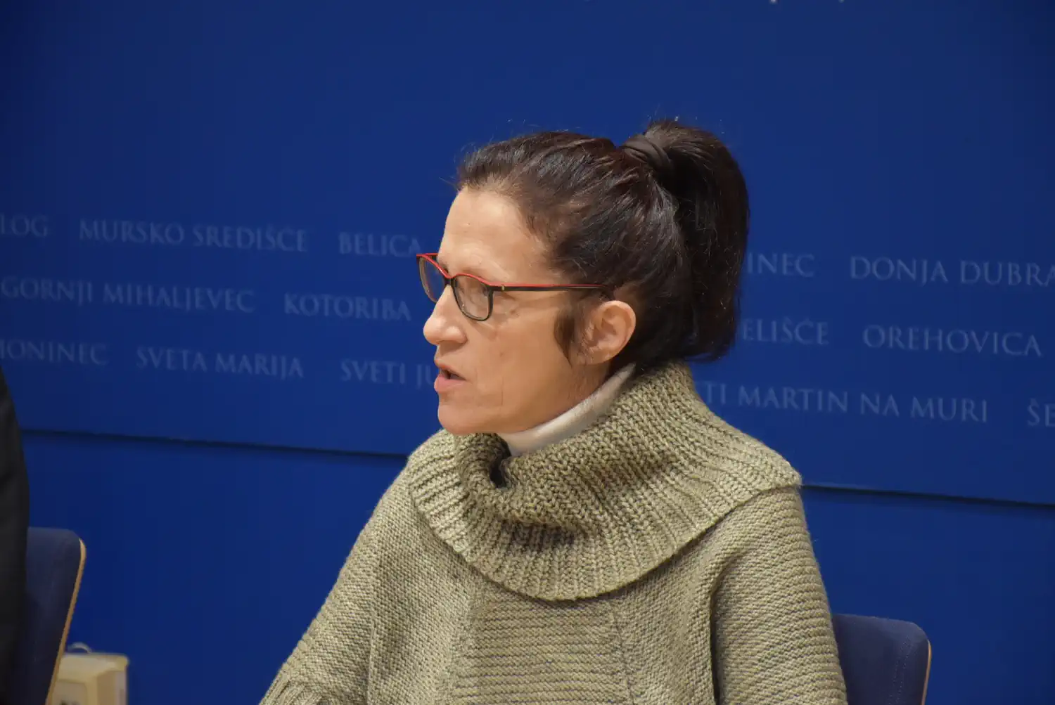 Matija Posavec, Aleksanda Hampamer (3)