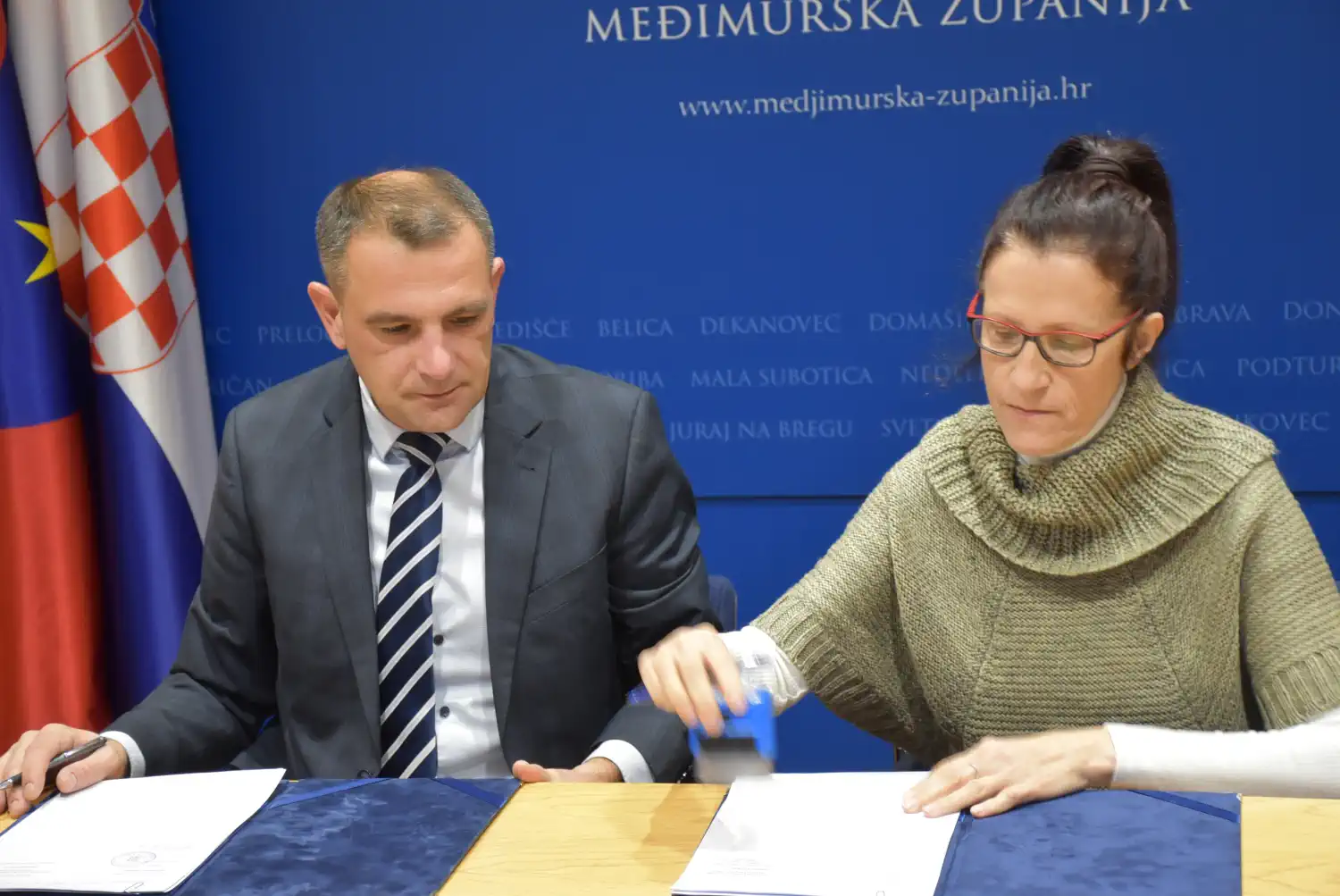 Matija Posavec, Aleksanda Hampamer (5)