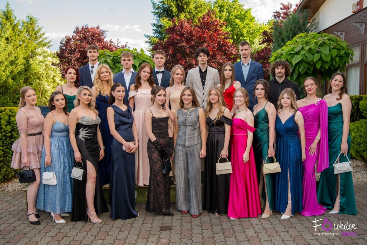 Maturalna večer Gimnazije Josipa Slavenskog 2025 (3) Maturalna večer Gimnazije Josipa Slavenskog 2025 (3)