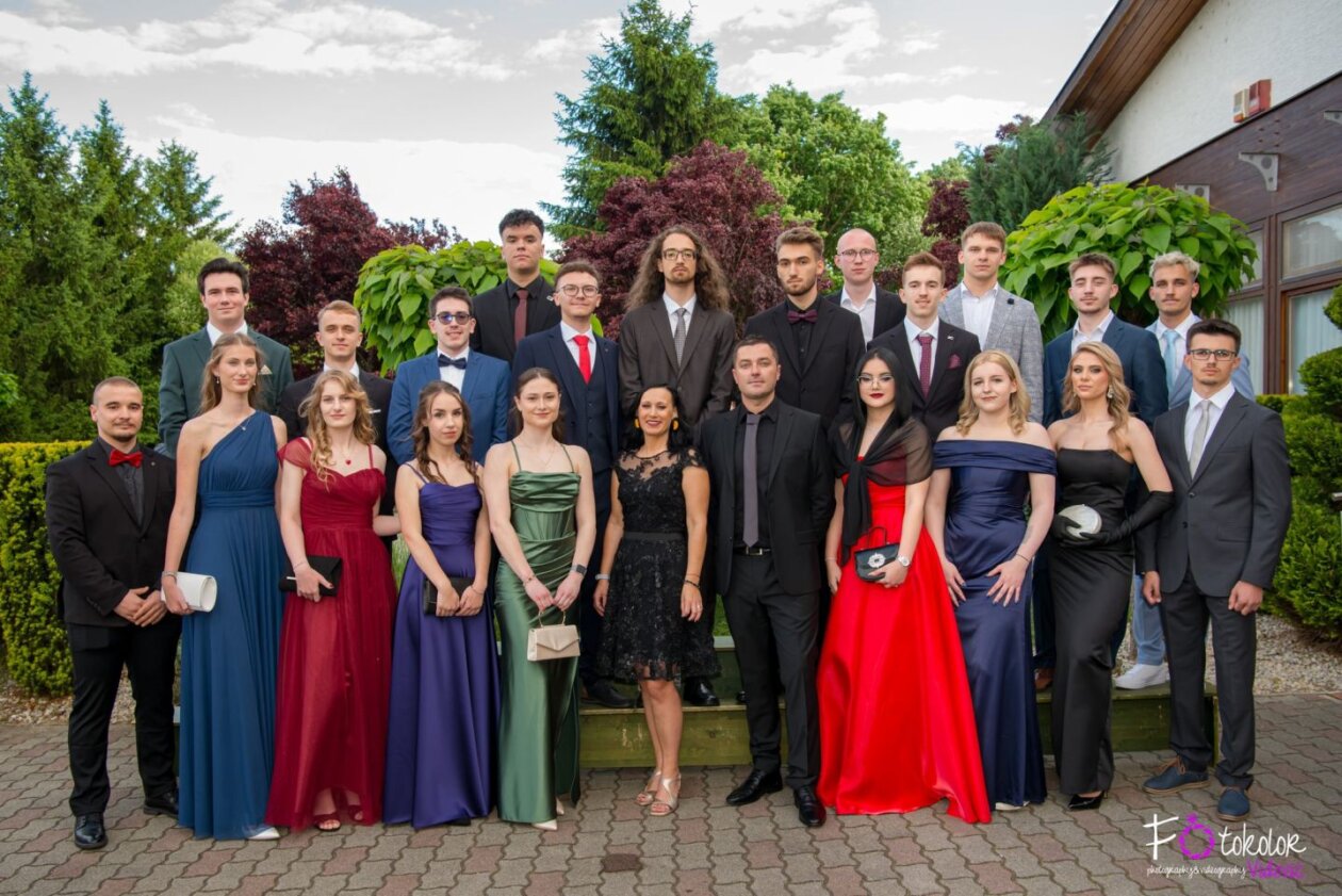 Maturalna večer Gimnazije Josipa Slavenskog 2025 (4) Maturalna večer Gimnazije Josipa Slavenskog 2025 (4)