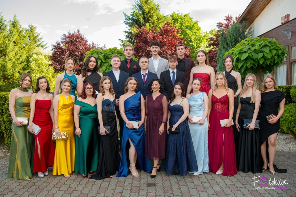 Maturalna večer Gimnazije Josipa Slavenskog 2025 (6) Maturalna večer Gimnazije Josipa Slavenskog 2025 (6)